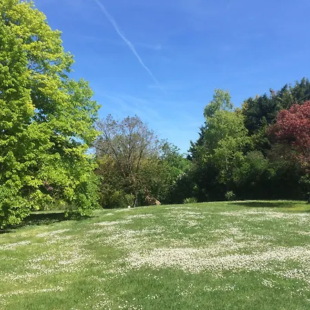 게스트하우스 Les Vents Bleus Donnazac